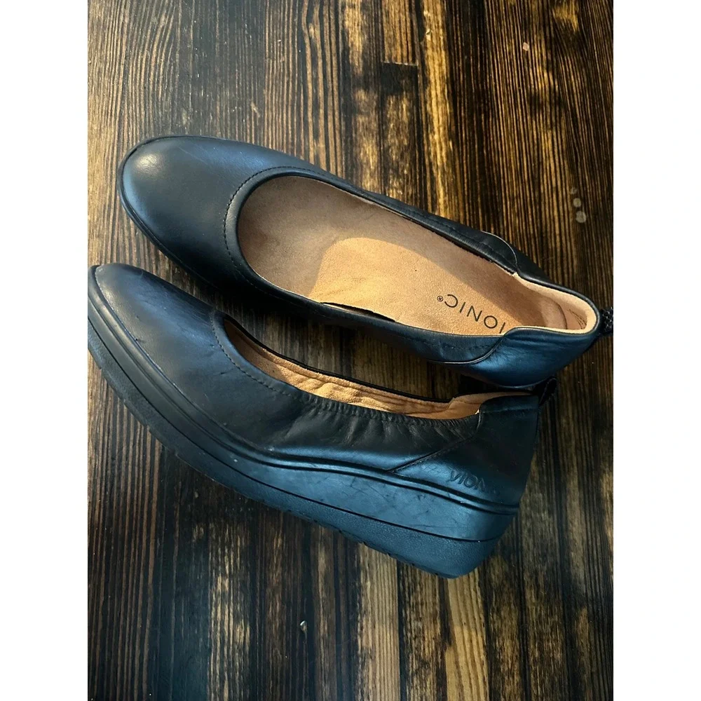 Vionic Jacey Black Leather Wedge Pumps Snakeskin Detail Slip On Shoes Womens 8